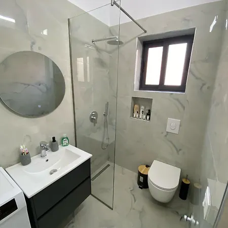 Casa de hóspedes Bp Golem (Tirana)